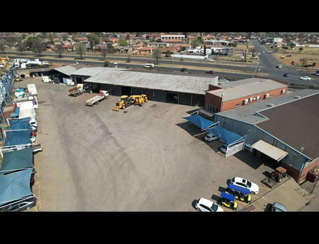 18,286M² FACTORY FOR SALE IN ROODEKOP